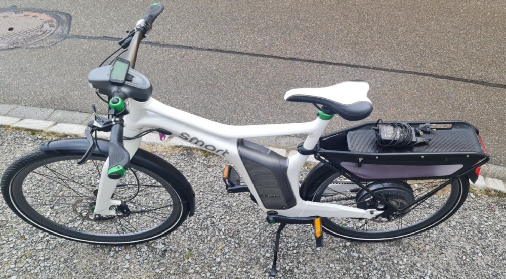 E-Bike kaufen: SMART Smart Elektrovelo 2400km E Bike Model 2016 Occasion