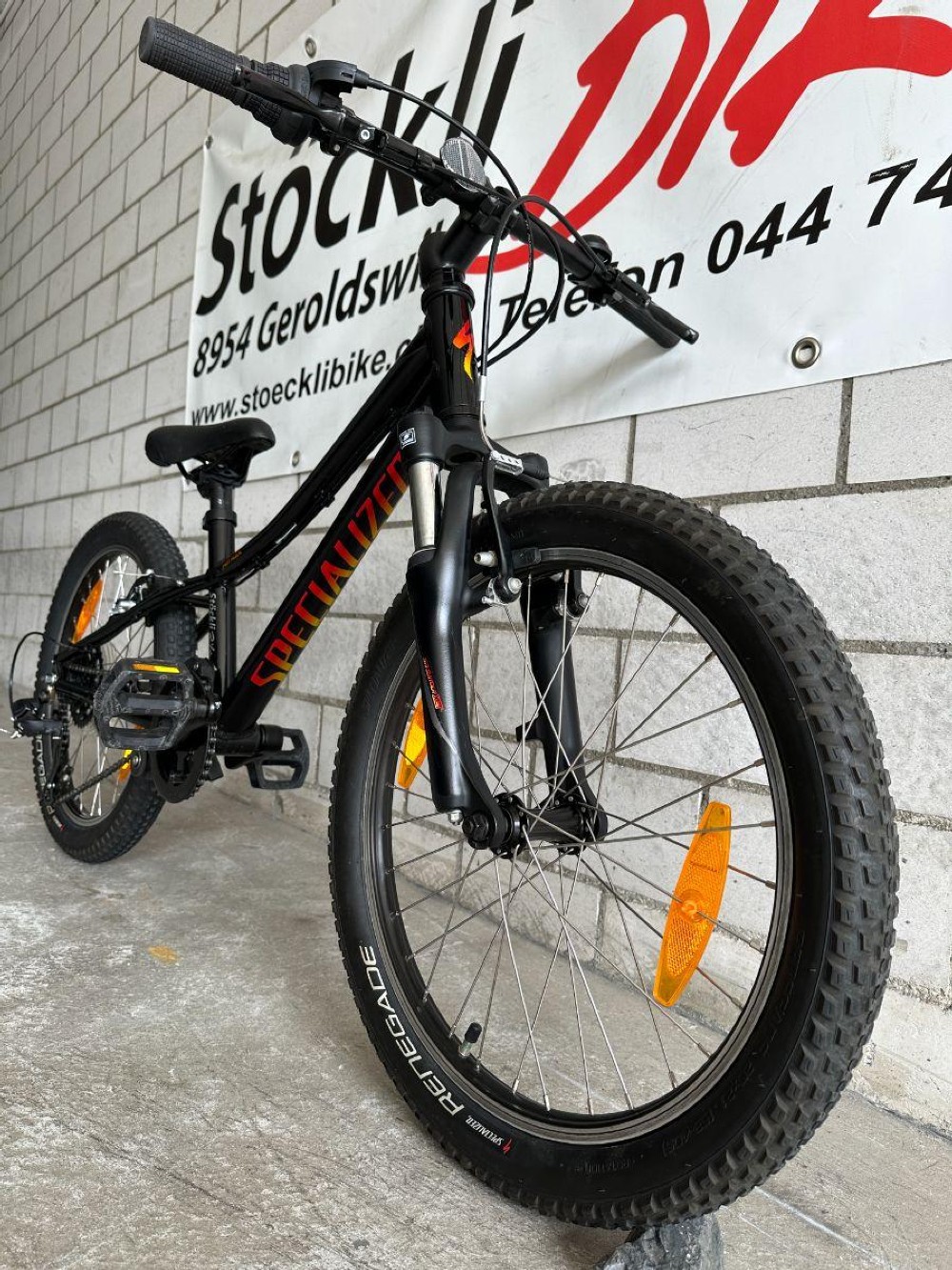 Kindervelo kaufen: SPECIALIZED Hotrock 20 Occasion