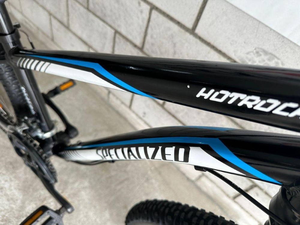 Kindervelo kaufen: SPECIALIZED Hotrock 24 Occasion