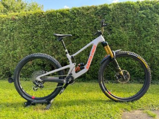  Vélo tout terrain kaufen: SANTACRUZ Nomad V6 CC MX Occasion