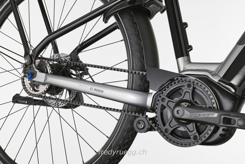 E-Bike kaufen: CANNONDALE MAVARO NEO 3 HERREN M SCHWARZ SILBER Nouveau