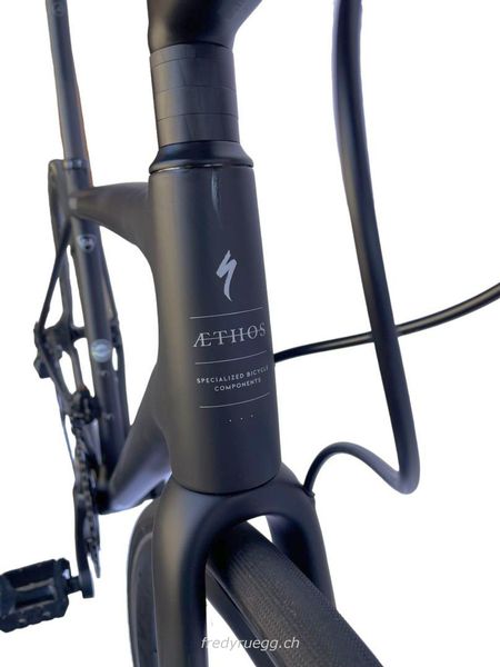 Vélo de course kaufen: SPECIALIZED AETHOS ULTEGRA DI2 54 CARBON SILBER Nouveau